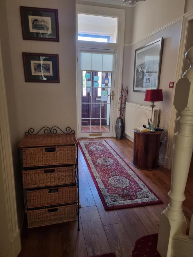 لارغس St Leonards Guest House المظهر الخارجي الصورة