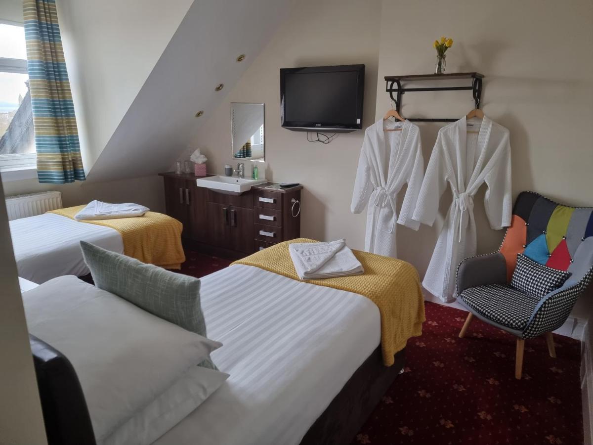 لارغس St Leonards Guest House المظهر الخارجي الصورة